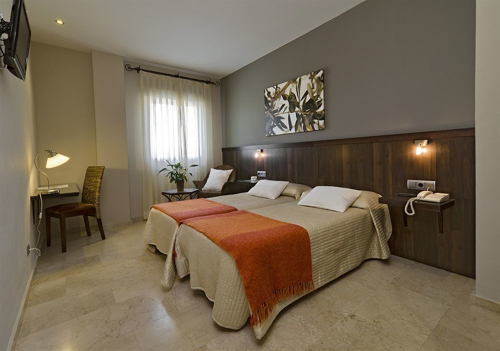 Hotel Oasis Kordoba Zewnętrze zdjęcie